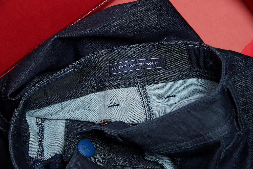 THE BEST JEANS IN THE WORLD | A VENETIAN ICON The Bespoke Corner Tailors